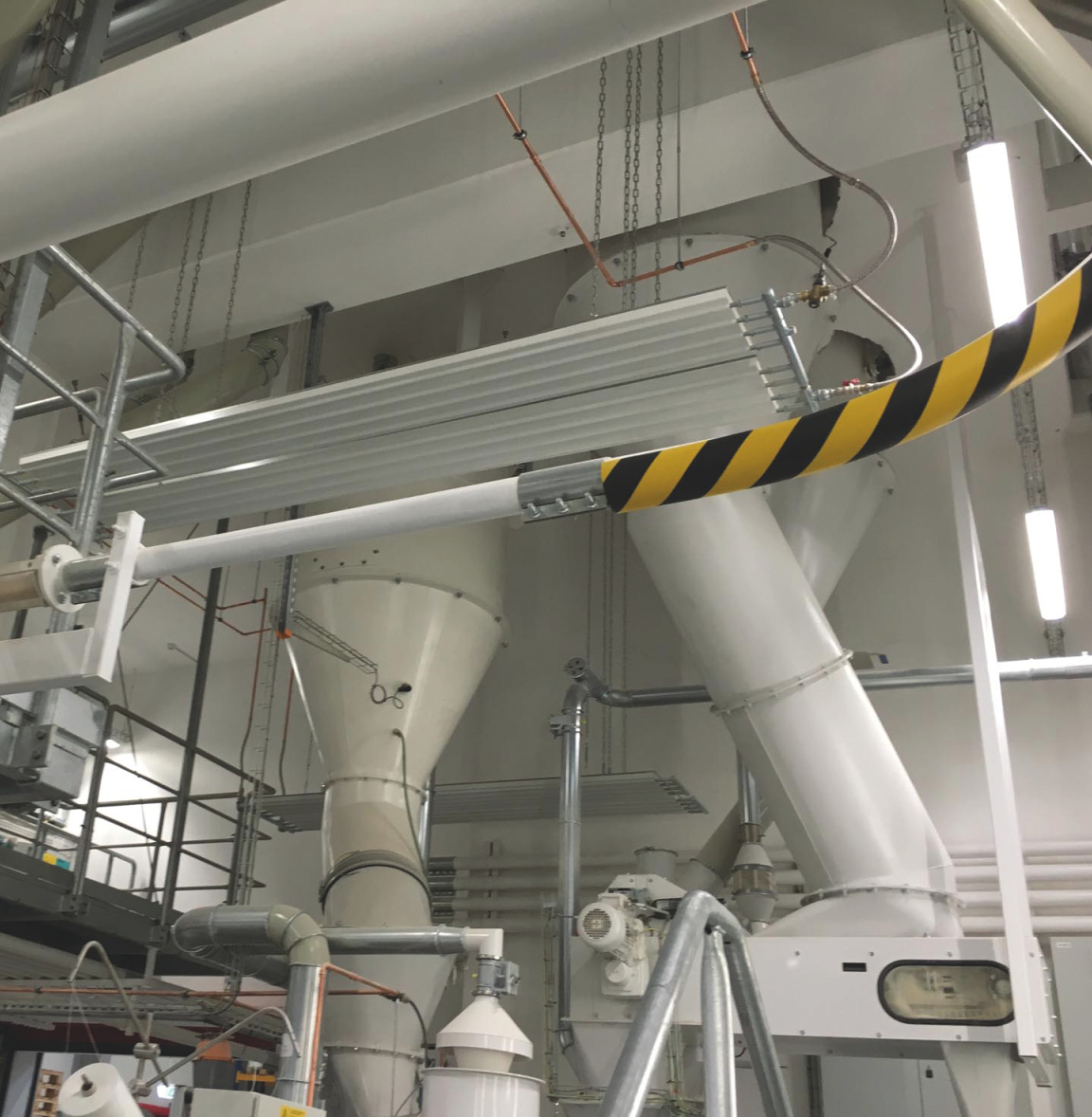 Reference Zehnder ZIP Heating and cooling ceilings Side view